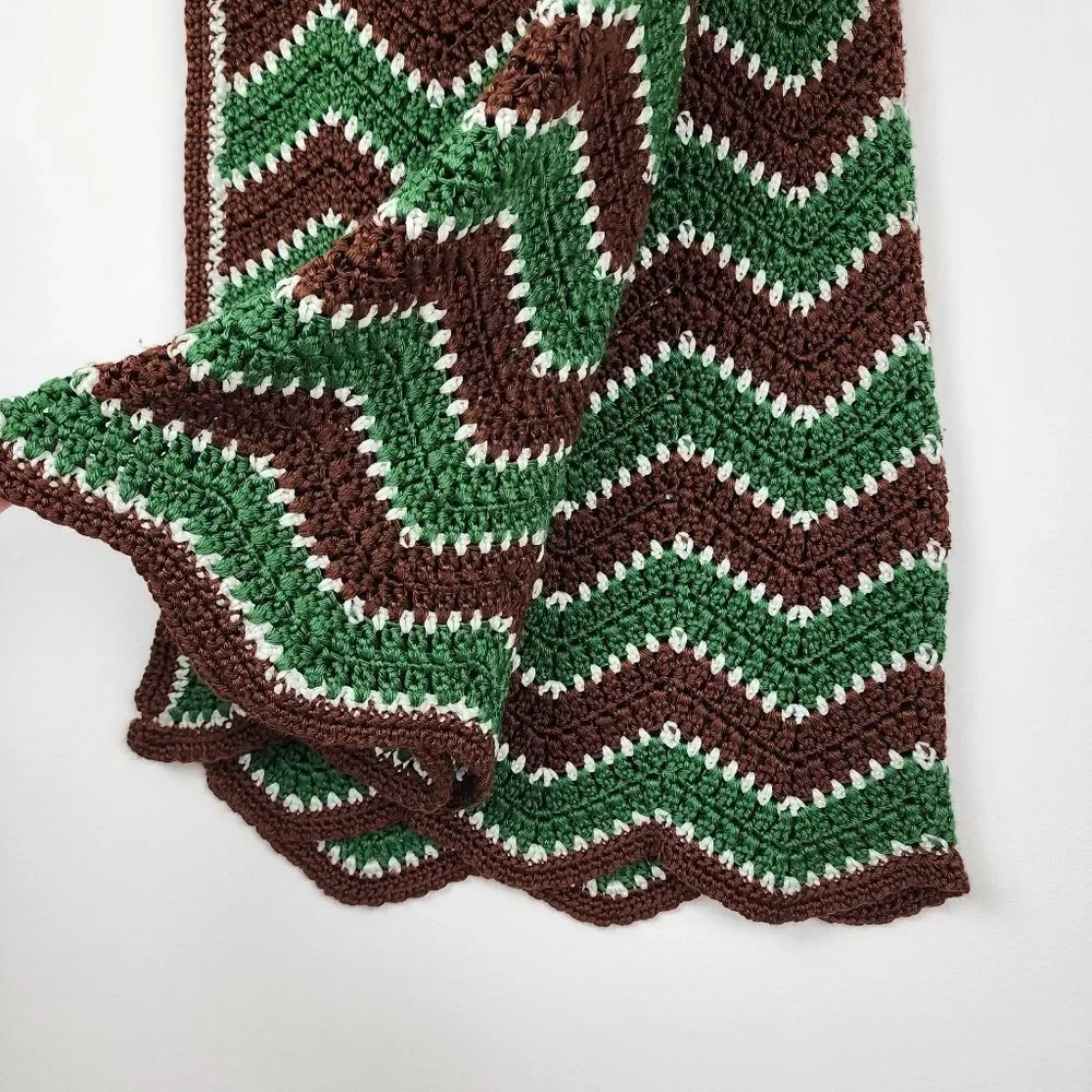 Handmade Crochet Throw Blanket Green Brown White Chevron Zigzag Scalloped Retro